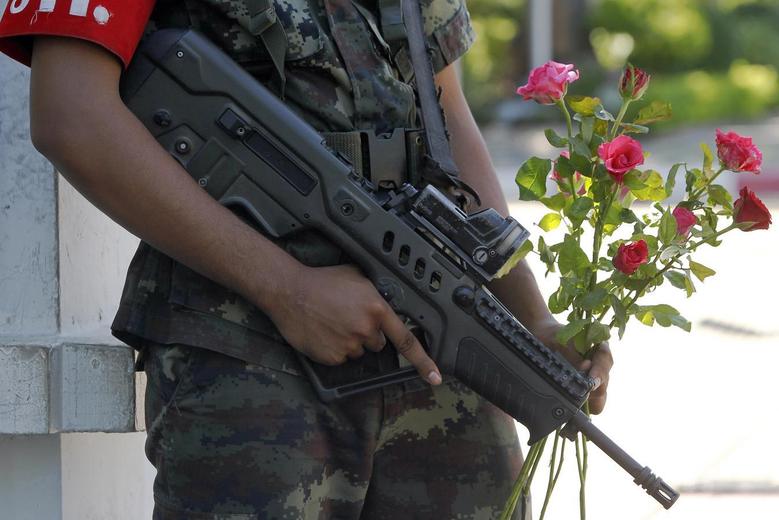 ThaiSoldierFlowers.jpg