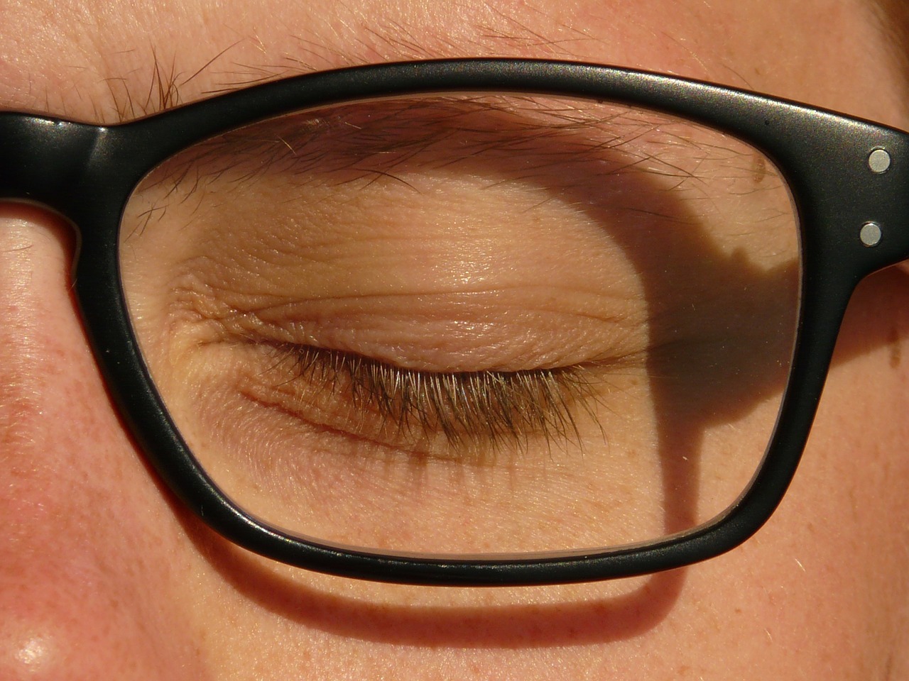 eye7335_1280.jpg