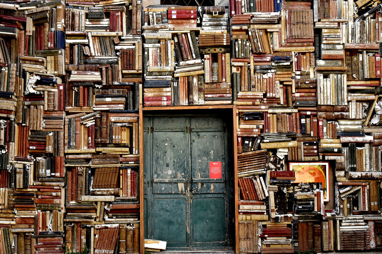 books1655783_1280.jpg