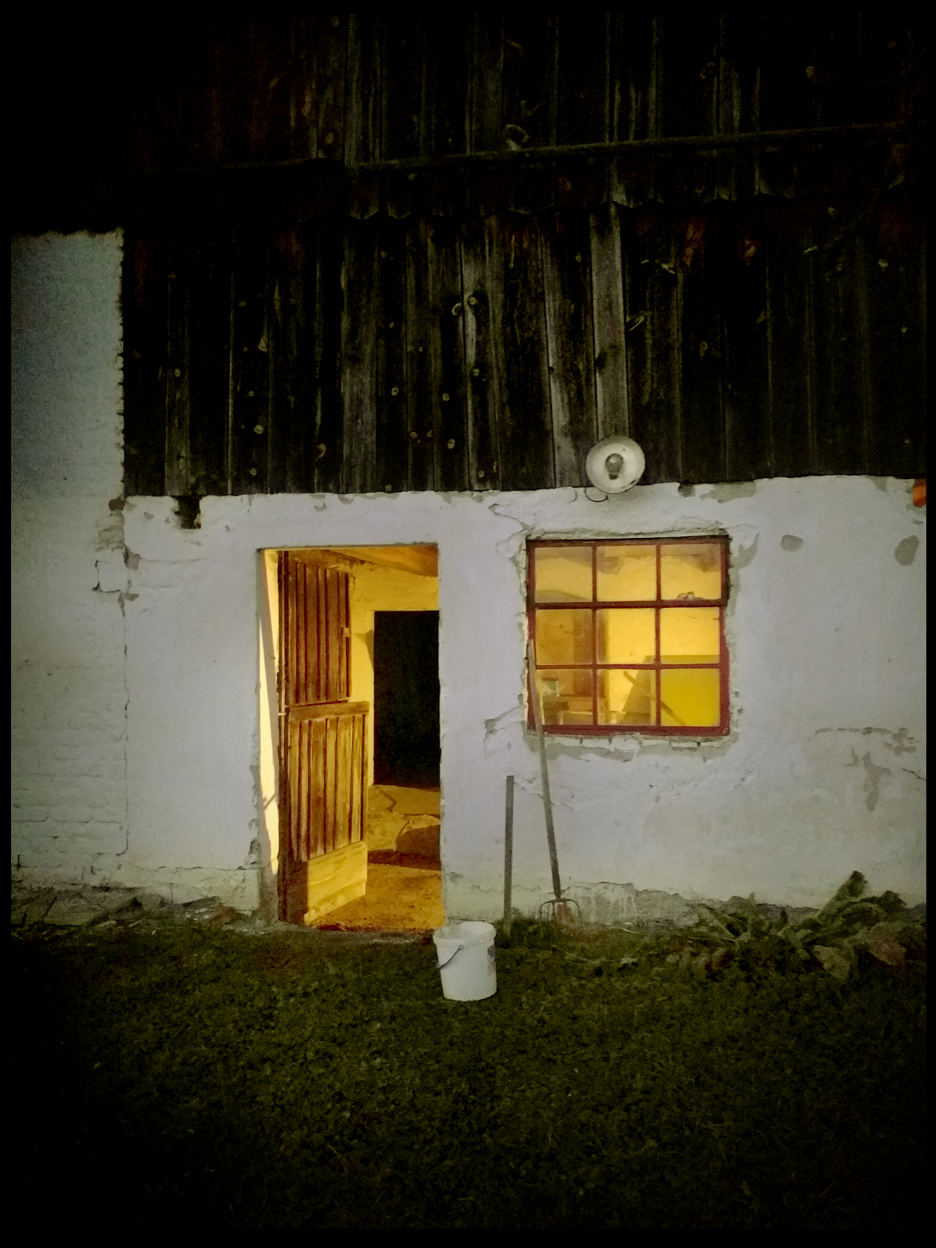 door02.jpg