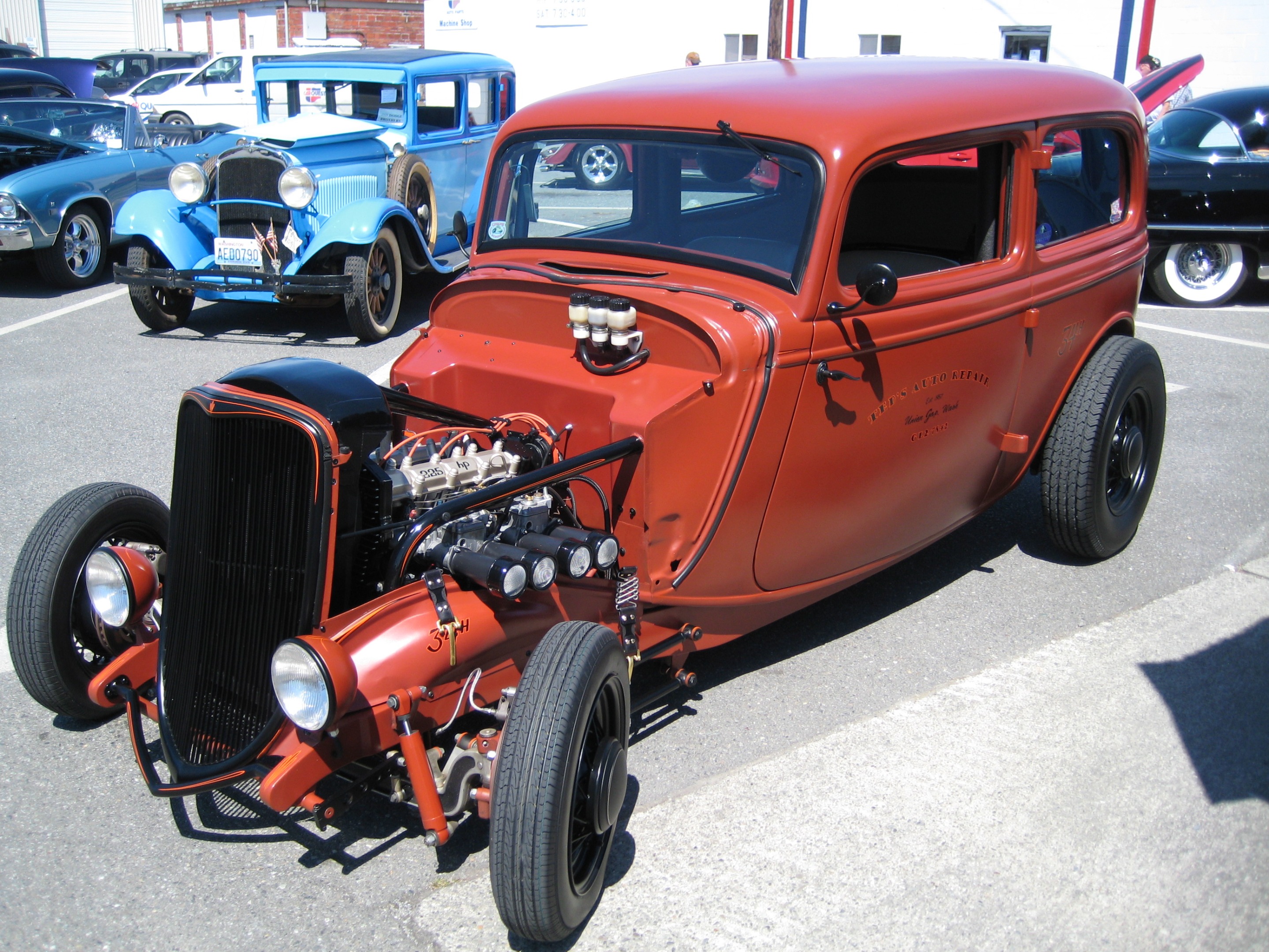 A Hot Rod With A Small Engine: 1933 Ford Tudor (Plus The Bonnie And Clyde Death Car)