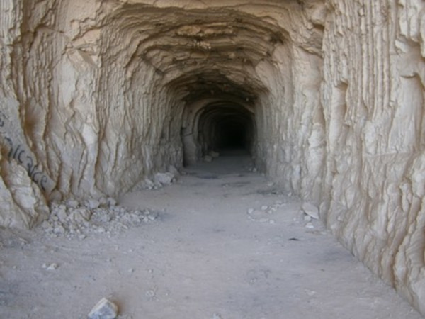 hule.jpg