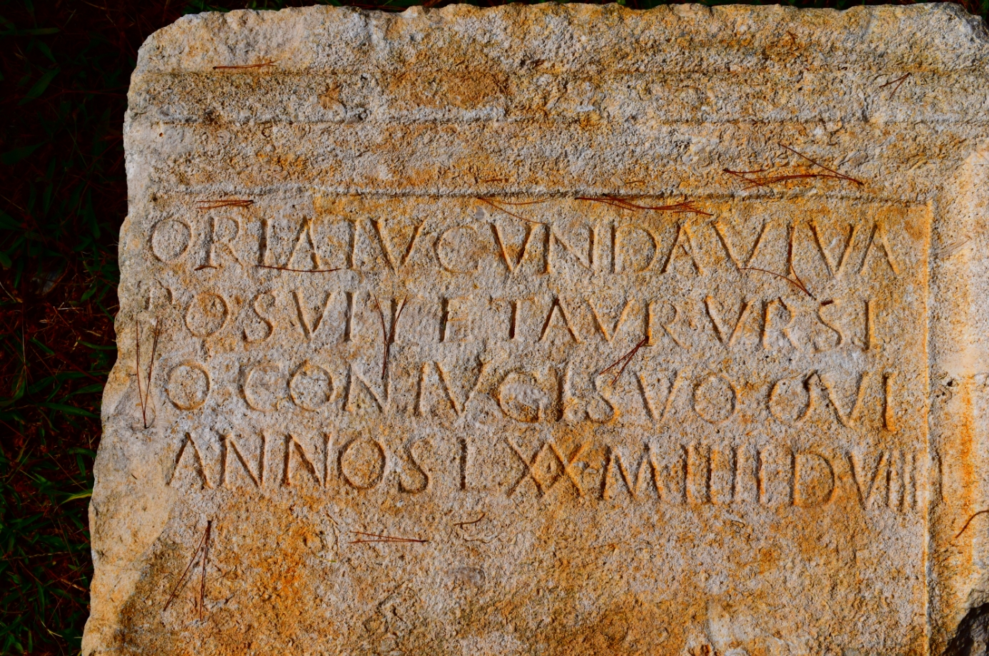 21. Archéologie.jpg