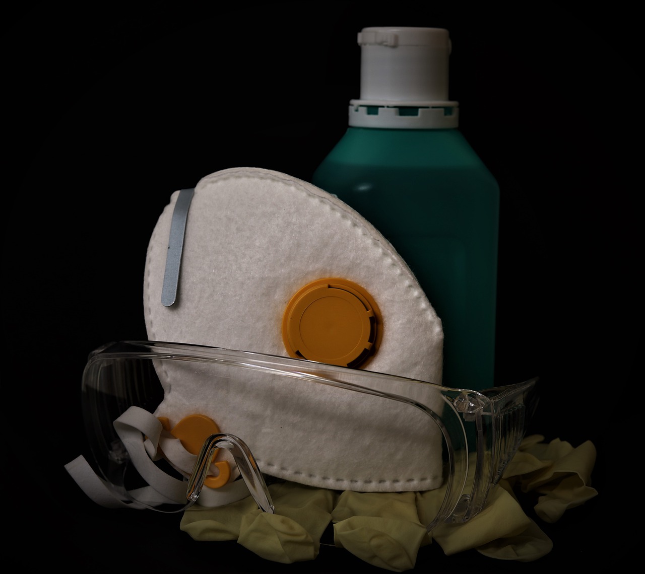 mask5035987_1280.jpg
