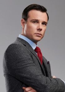 charmed rupert evans as harry greenwood.jpg