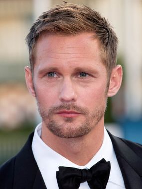 aucun alexander skarsgard as vernon sloane.jpg