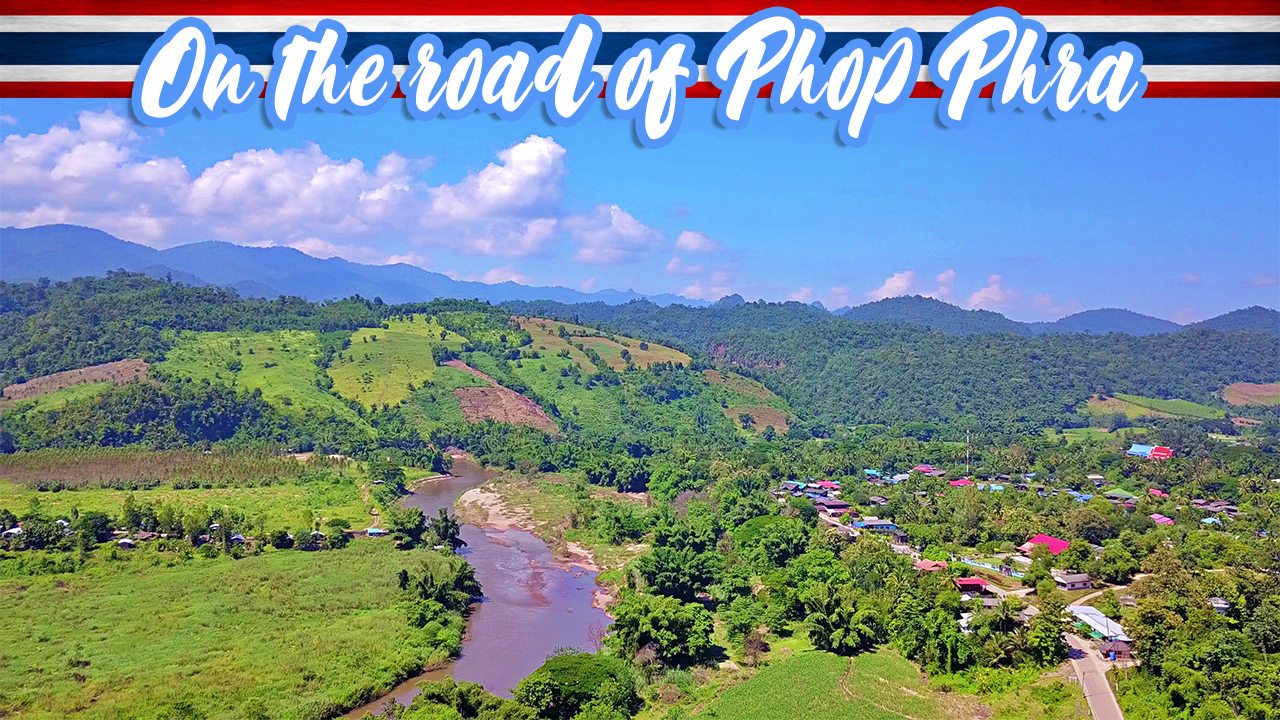 On the road of พบพระ (Phop Phra)