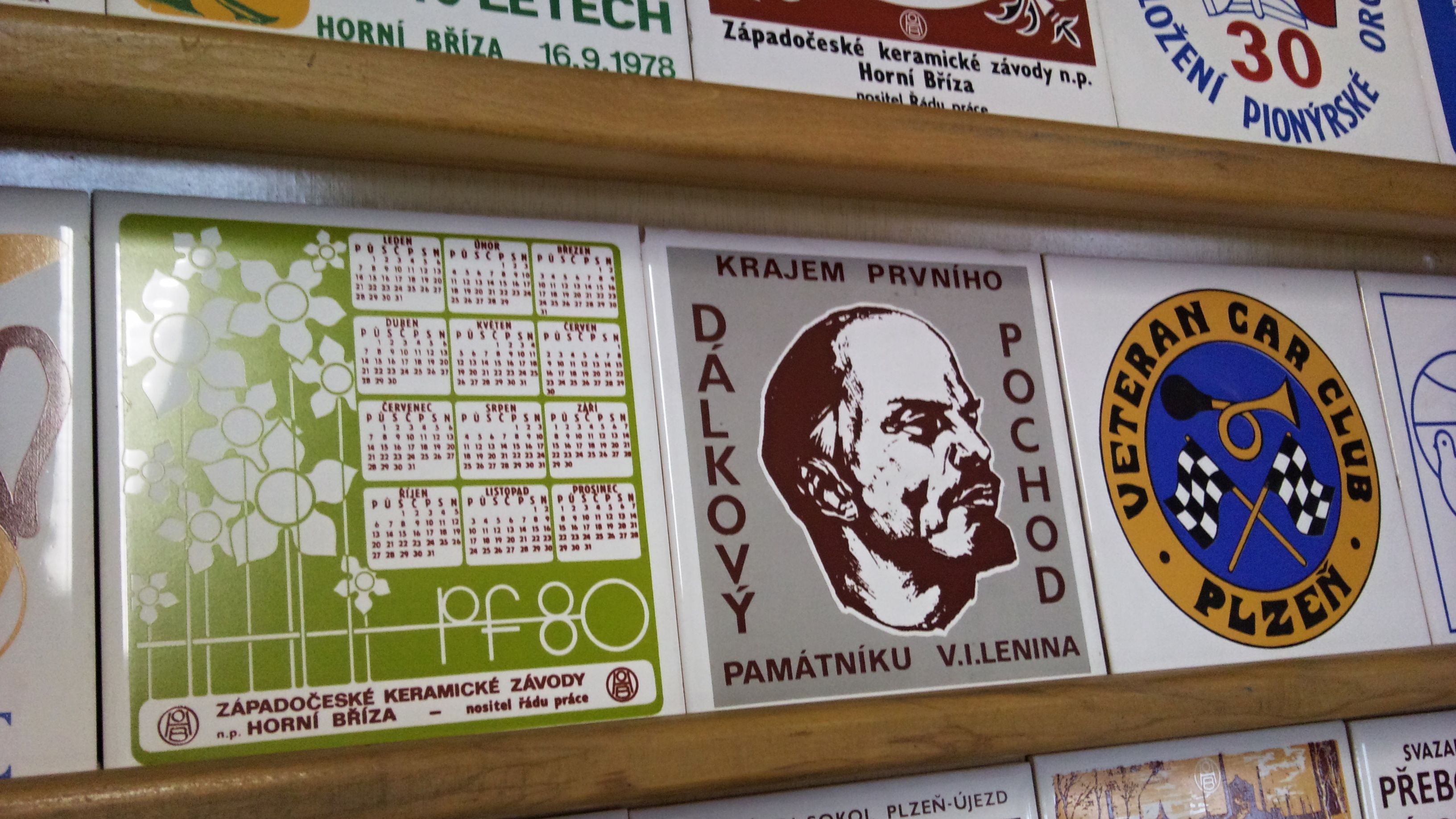 Výroční dlaždičky.jpg
