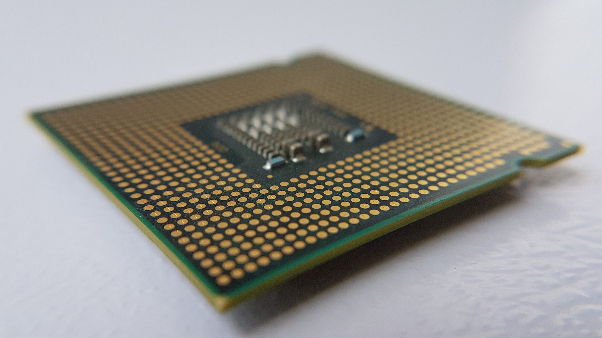 microchip3556748_1920.jpg