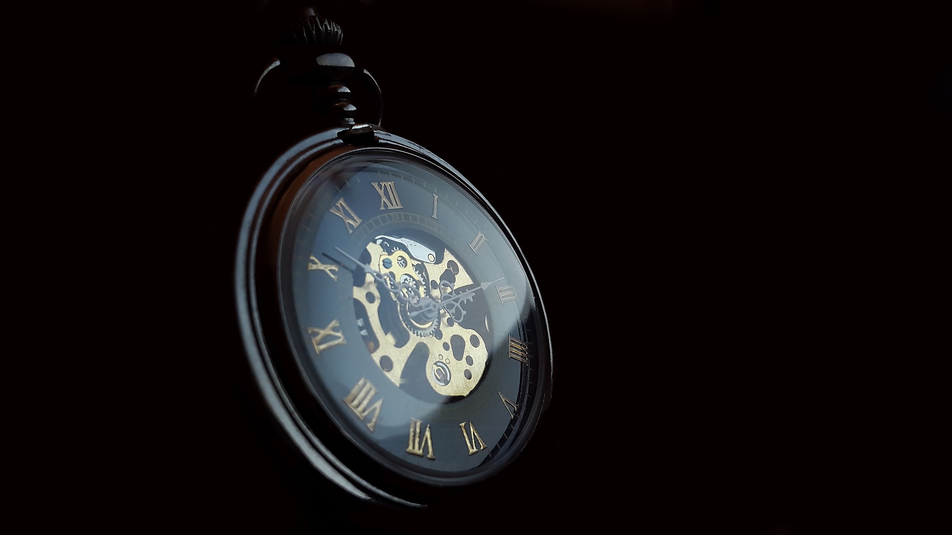pocketwatch2031021_1920.jpg