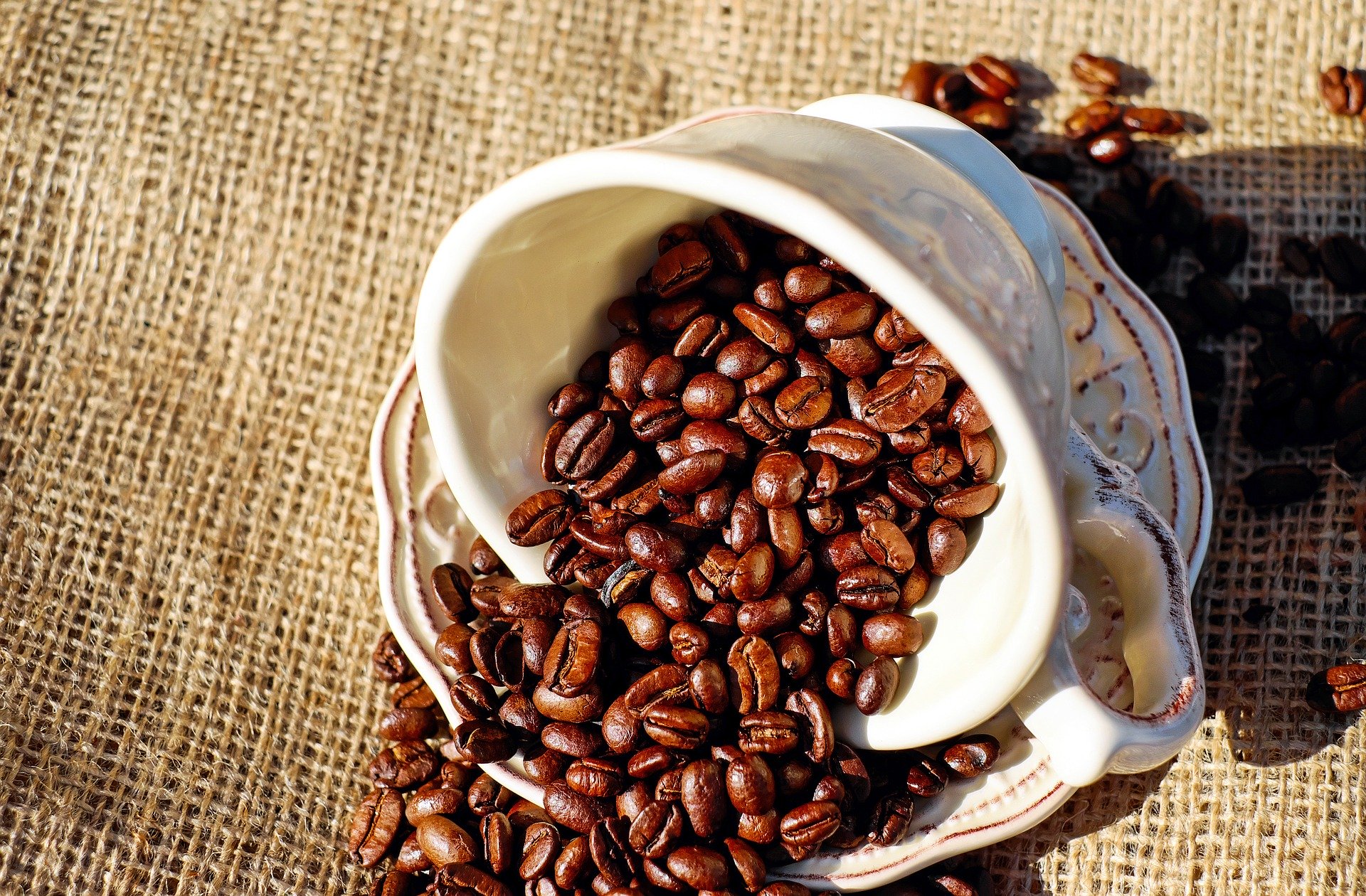 coffee1576537_1920.jpg