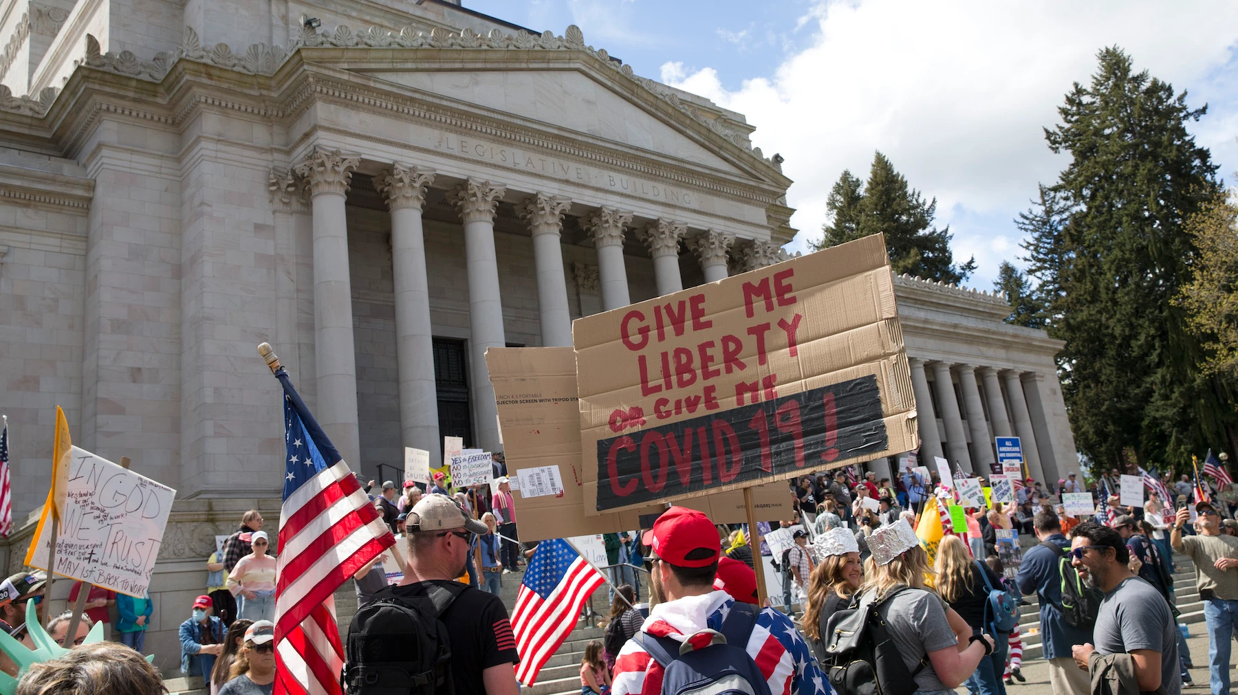 Американский митинг. Митинги в США. Митинг против Америки. Около Вашингтона.