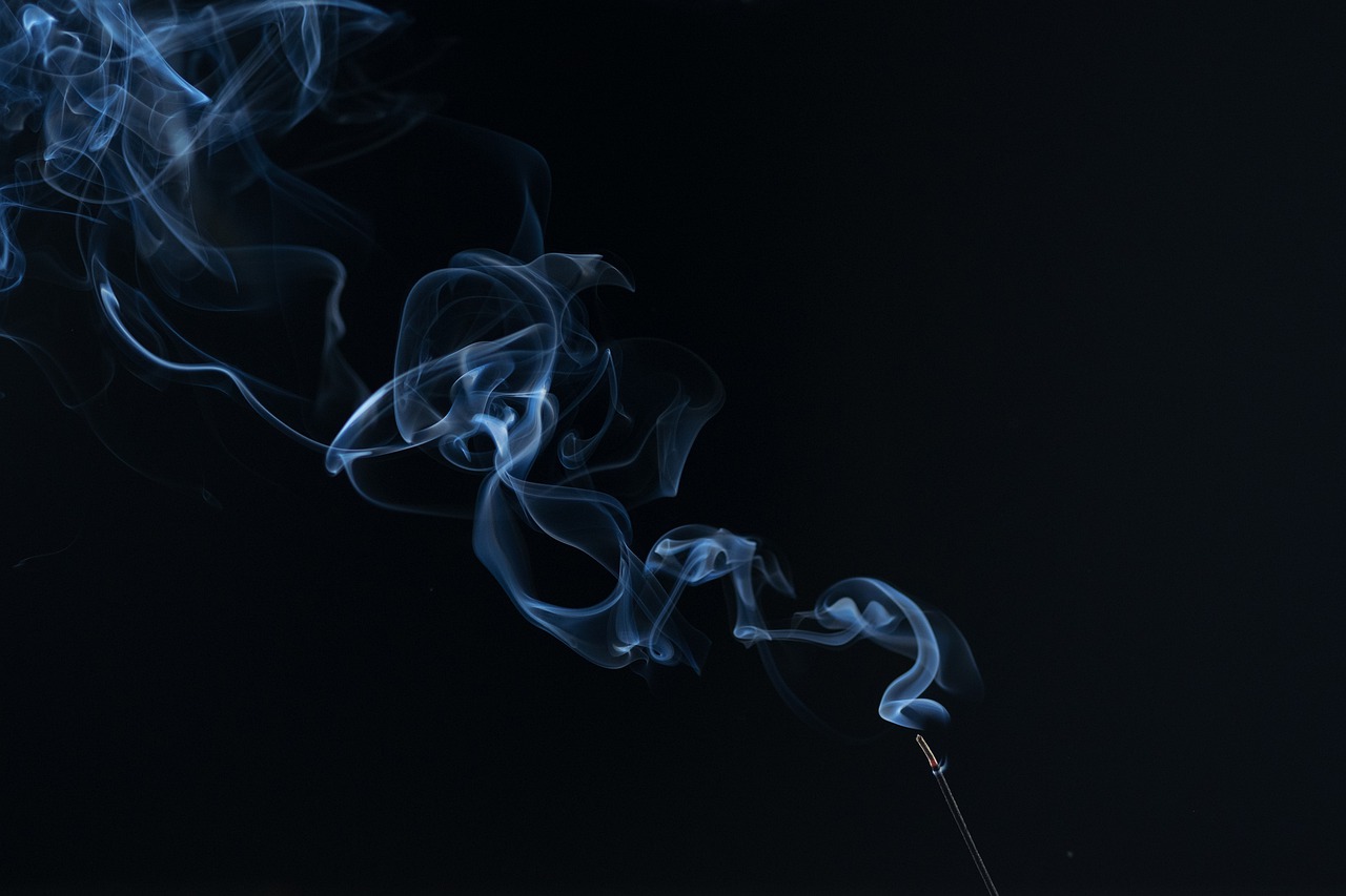 desktop3107927_1280.jpg