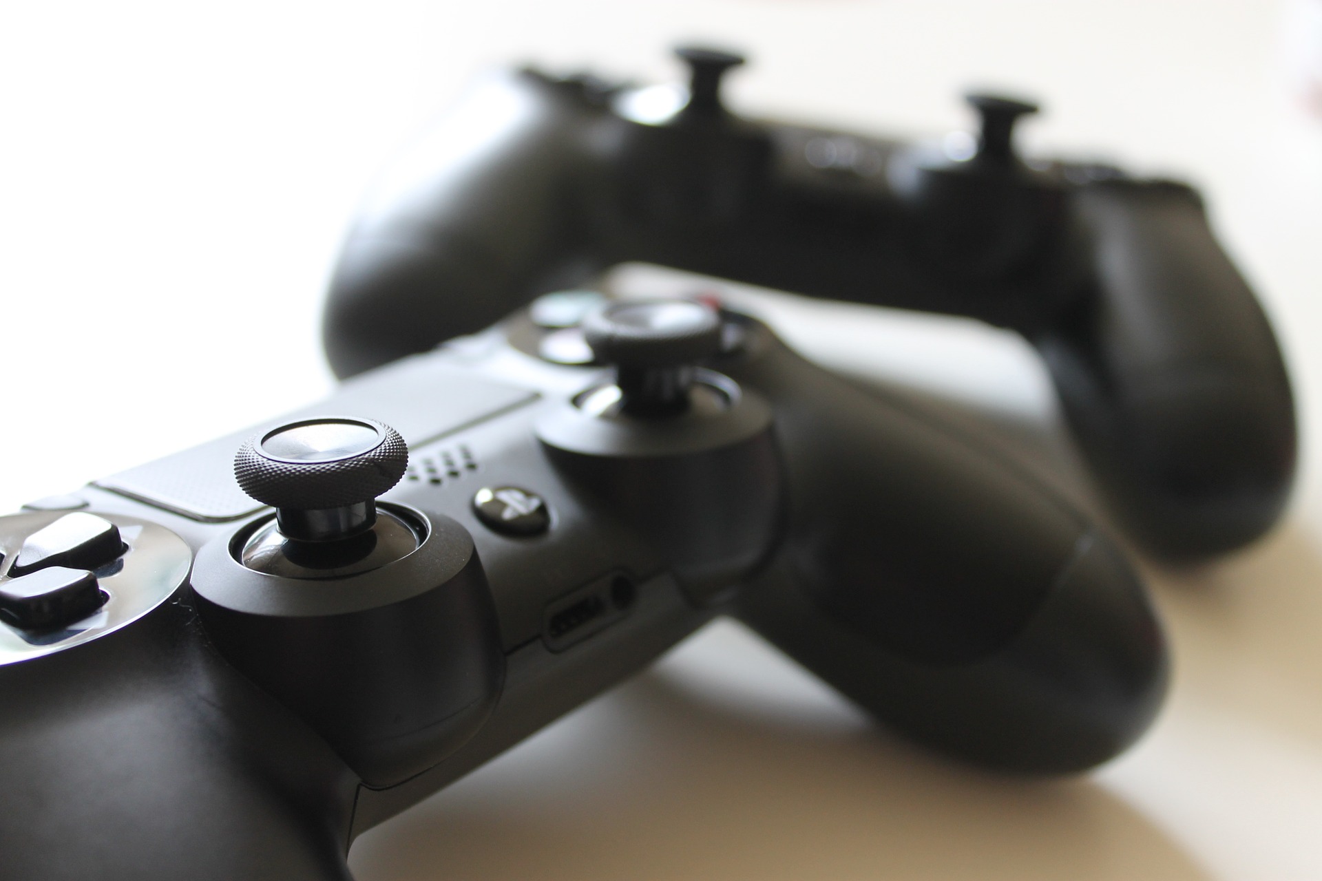 joystick1216816_1920.jpg